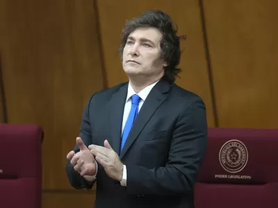 Milei movió el calendario: habrá feriado extendido en noviembre