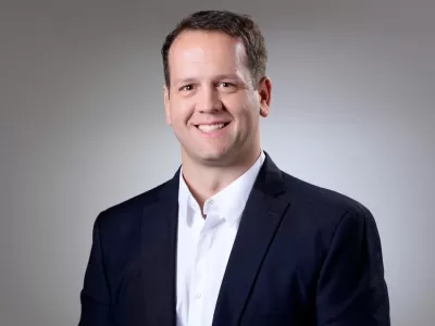 ¡Un candidato libertario platense quiere dinamitar la Legislatura bonaerense!
