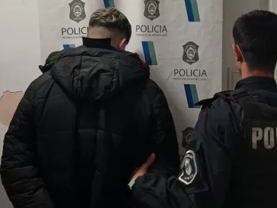 Conflicto violento en Berisso: cuatro detenidos, entre ellos dos menores, por apuñalar a un joven