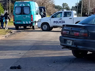 Tragedia en la Ruta 15: un motociclista perdi&oacute; el control de su rodado, fue embestido por un auto y muri&oacute; en el acto