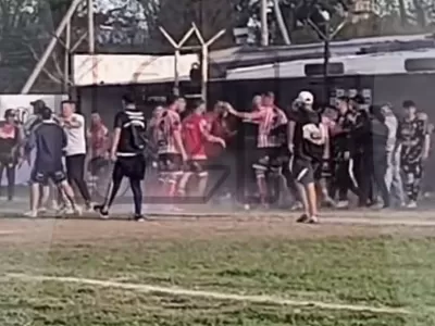 Duras sanciones de la Liga Amateur Platense tras los violento incidentes entre Estrella de Berisso y Alumni