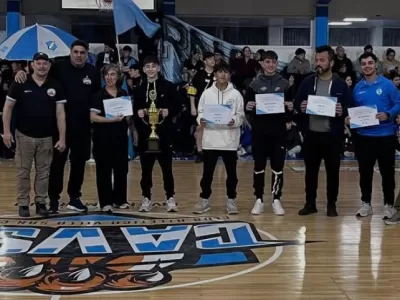 Villa San Carlos homenajeó a los campeones provinciales U-13 de Berisso