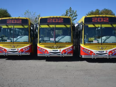 Los gremios del transporte adhieren al paro de la CGT: no habr&aacute; micros, trenes ni vuelos