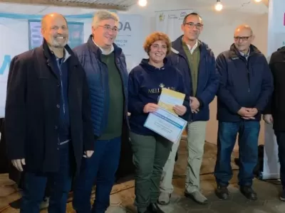 La miel de Berisso se coron&oacute; como la m&aacute;xima ganadora del Concurso Provincial de Apicultura