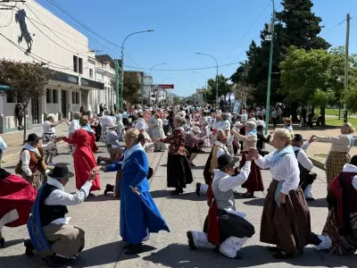 Berisso celebrar&aacute; las "Fiestas por nuestras Tradiciones" con Danzas y el Gran peric&oacute;n Nacional