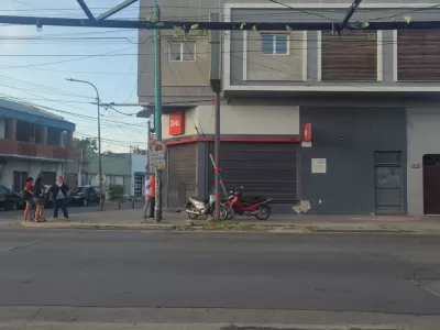 As&iacute; cerraba un supermercado hist&oacute;rico de Berisso y estallan los reclamos de los empleados