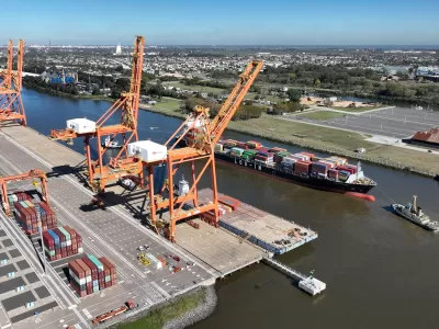 Impulsan un proyecto para exportar GNL desde el Puerto La Plata con eje en Vaca Muerta