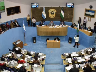 Río Negro profundiza su dependencia del crédito tras el aval legislativo a un nuevo paquete de deuda