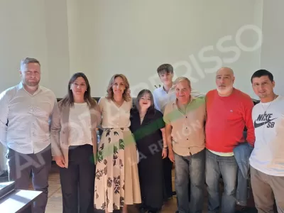 Dirigentes de Berisso mantuvieron un encuentro con la senadora Florencia Arietto