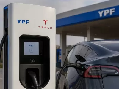 YPF y Tesla avanzan en un acuerdo para instalar estaciones de carga r&aacute;pida para autos el&eacute;ctricos