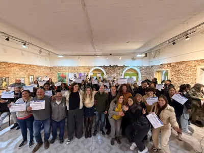 Herramientas para el trabajo: se entregaron certificados de Manipulación de Alimentos