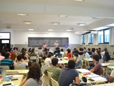 La UNLP abrir&aacute; la inscripci&oacute;n para mayores de 25 a&ntilde;os que no terminaron la secundaria