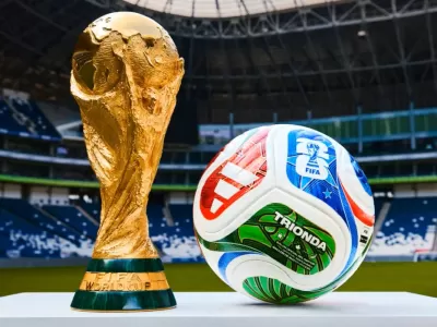 Fiesta en el Azteca: el bal&oacute;n empieza a rodar en el Mundial 2026 con un mega show