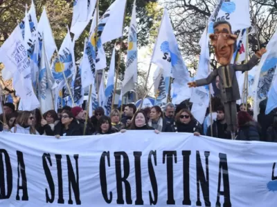 El Gobierno activó el protocolo antipiquetes a la espera de la movilización en apoyo a Cristina Kirchner